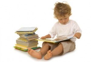 boy_reading_4104183_2_H