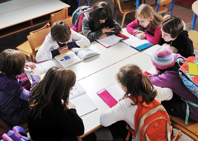 Is the Inclusion Model Good for Students with Hearing Loss?